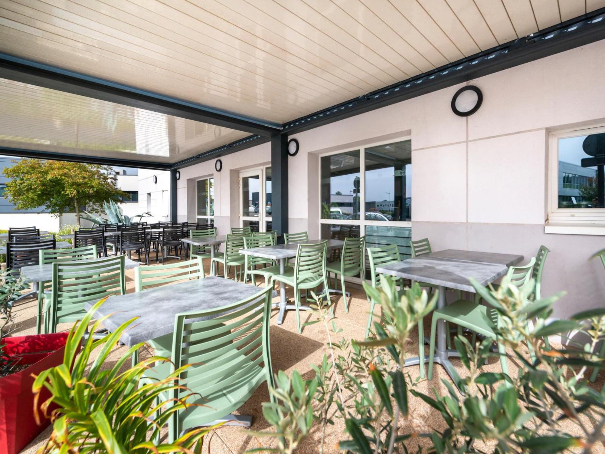 B&B Hotel Cholet Nord Exterior foto