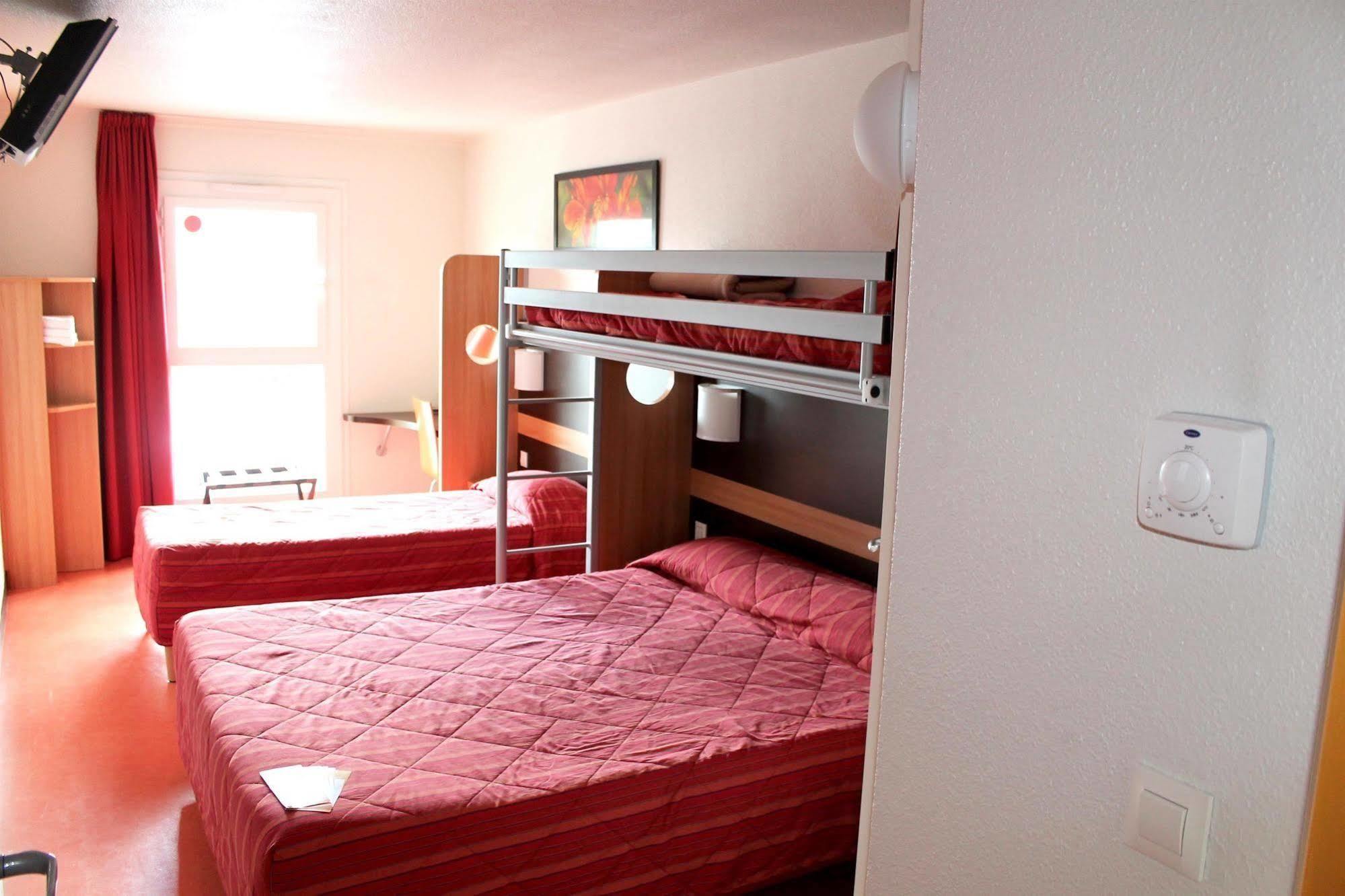 B&B Hotel Cholet Nord Exterior foto